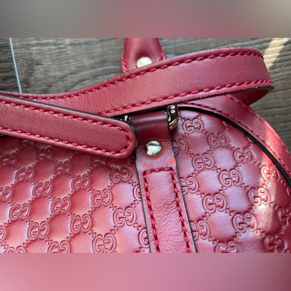 Gucci microguccissima mini dome crossbody bag - Picture 13 of 16